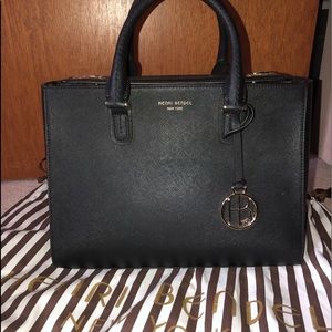 Henri bendel bag